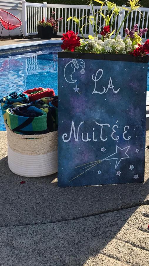 Gite La Nuitee Coaticook Eksteriør bilde